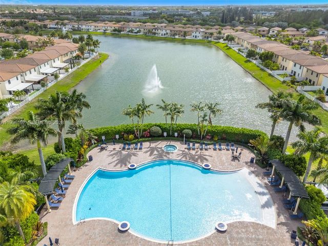 3446 W 90th St, Hialeah, FL 33018