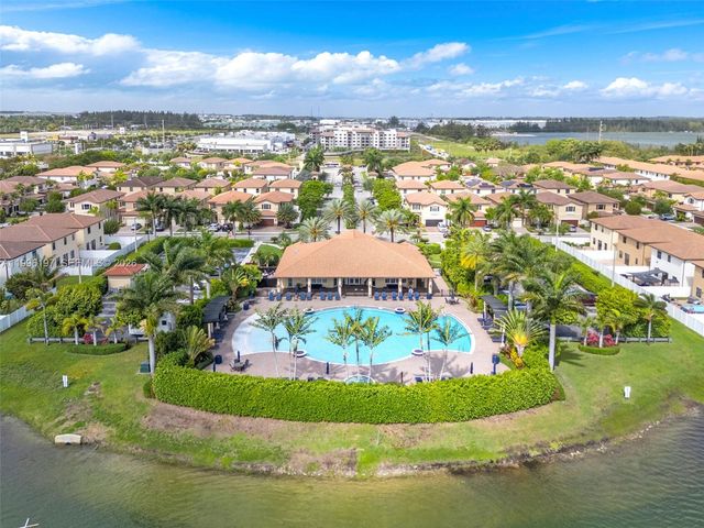 3446 W 90th St, Hialeah, FL 33018