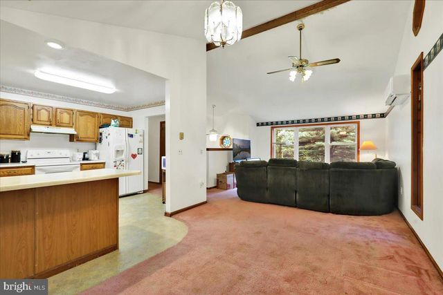129 BEECHWOOD DR, Birdsboro, PA 19508
