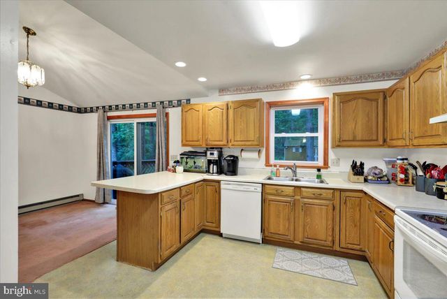 129 BEECHWOOD DR, Birdsboro, PA 19508