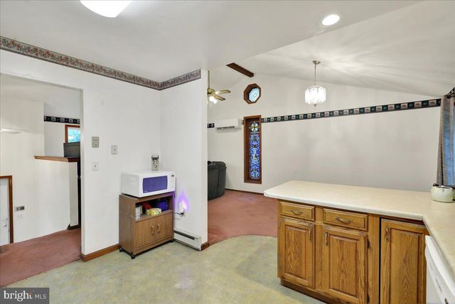129 BEECHWOOD DR, Birdsboro, PA 19508