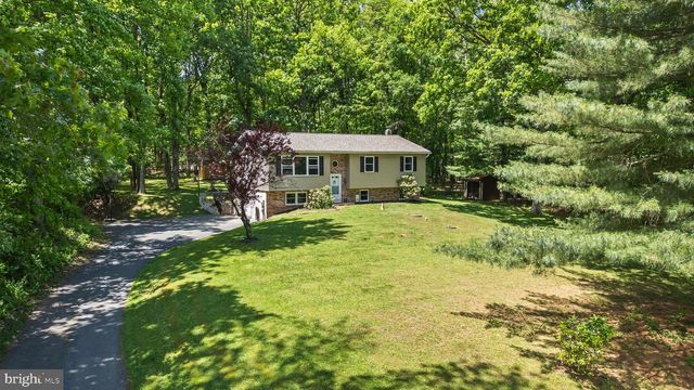 129 BEECHWOOD DR, Birdsboro, PA 19508