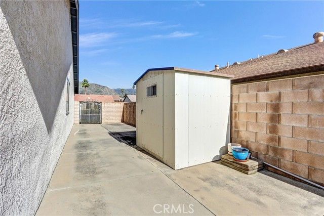27989 Pacific, Highland, CA 92346