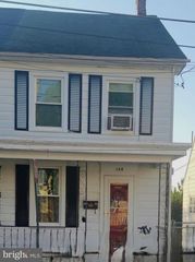 148 N CANNON AVE, Hagerstown, MD 21740