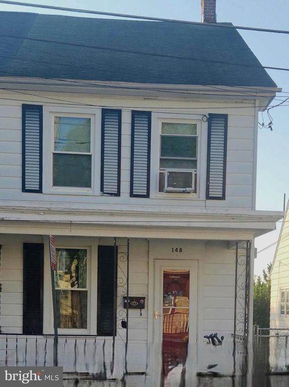 148 N CANNON AVE, Hagerstown, MD 21740