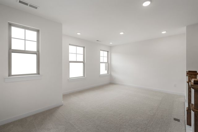 111 Rock Chimney Rd, Gallatin, TN 37066