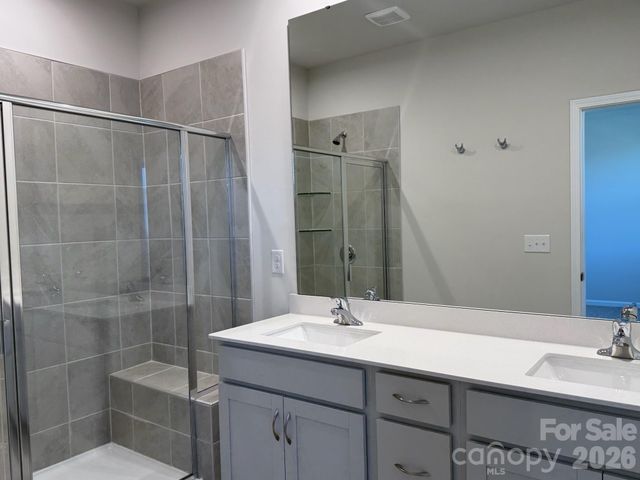 2648 Selbourne Drive, Gastonia, NC 28052