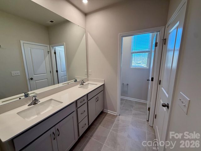 2648 Selbourne Drive, Gastonia, NC 28052