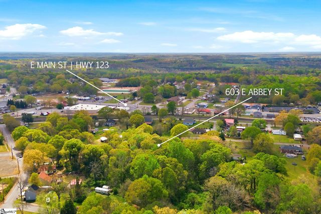 603 E Abbey Street, Westminster, SC 29693