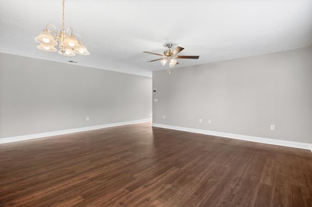 3124 Slade Dr., Conway, SC 29526