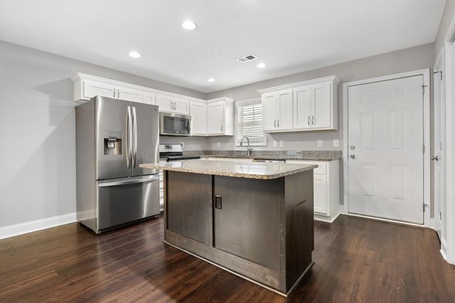 3124 Slade Dr., Conway, SC 29526