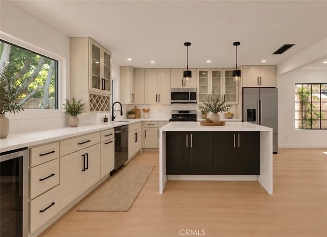 5922 Julian Lane, Tarzana, CA 91356