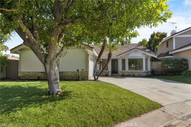 5922 Julian Lane, Tarzana, CA 91356