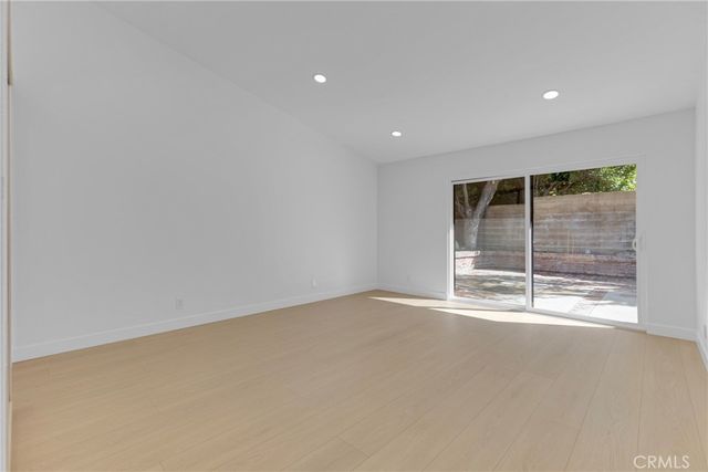 5922 Julian Lane, Tarzana, CA 91356
