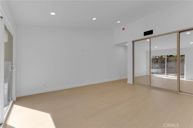 5922 Julian Lane, Tarzana, CA 91356