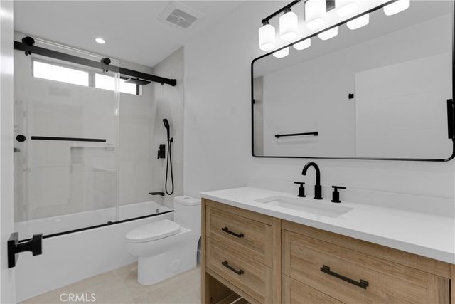 5922 Julian Lane, Tarzana, CA 91356