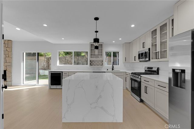 5922 Julian Lane, Tarzana, CA 91356