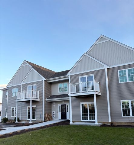 2 S Spooner St 4, Plymouth, MA 02360