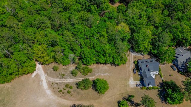 18 Dogwood Lane, Walterboro, SC 29488