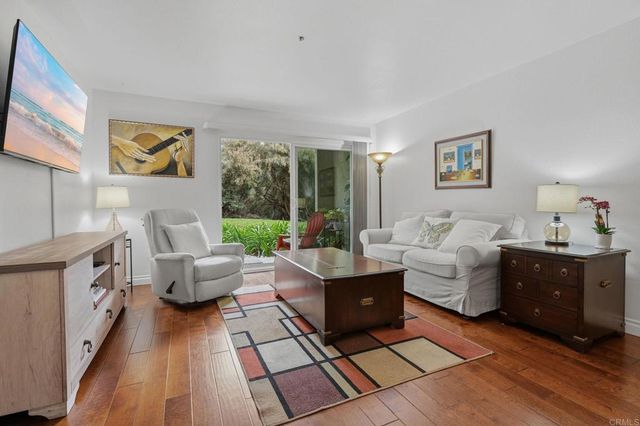 3513 Caminito Sierra 101, Carlsbad, CA 92009