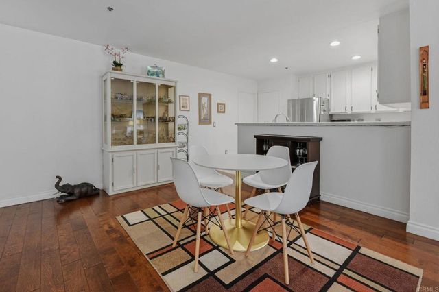 3513 Caminito Sierra 101, Carlsbad, CA 92009