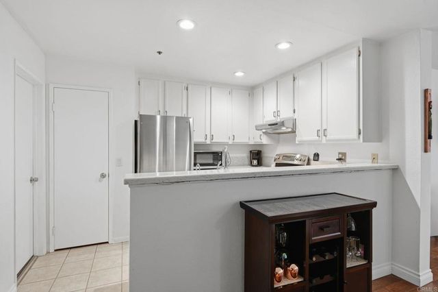 3513 Caminito Sierra 101, Carlsbad, CA 92009