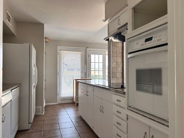 928 Wisteria Way, Richardson, TX 75080