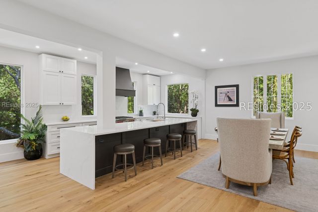 12 Bateau Rd, Hilton Head Island, SC 29928