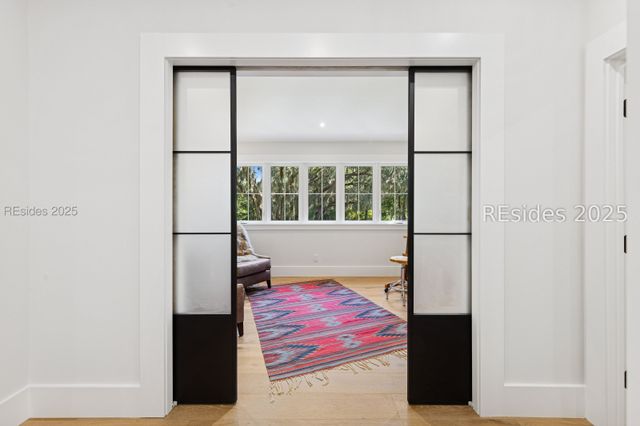 12 Bateau Rd, Hilton Head Island, SC 29928