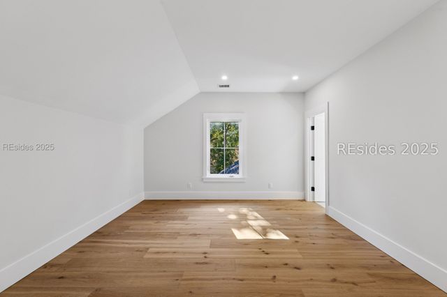 12 Bateau Rd, Hilton Head Island, SC 29928