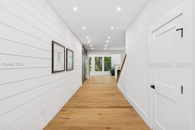 12 Bateau Rd, Hilton Head Island, SC 29928