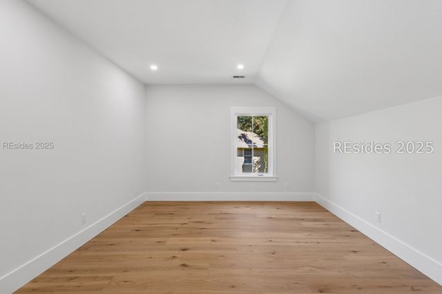 12 Bateau Rd, Hilton Head Island, SC 29928