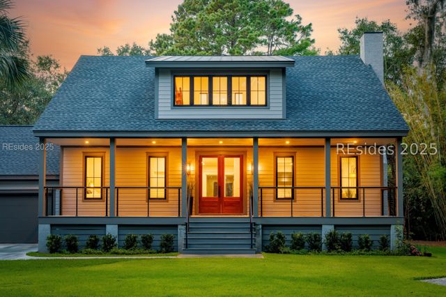 12 Bateau Rd, Hilton Head Island, SC 29928