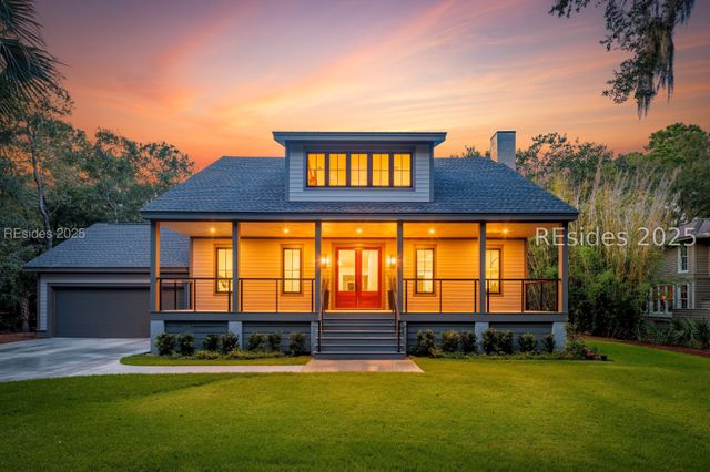 12 Bateau Rd, Hilton Head Island, SC 29928