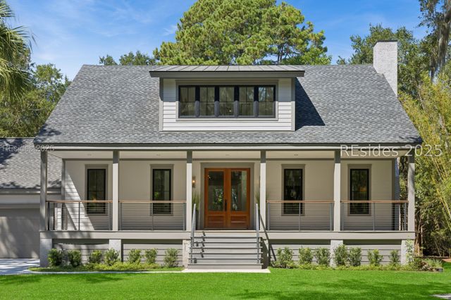 12 Bateau Rd, Hilton Head Island, SC 29928