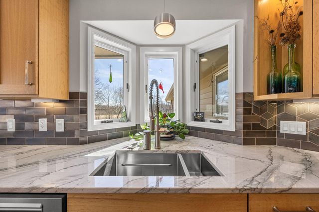 4400 Hickory Hills Trail, Prior Lake, MN 55372