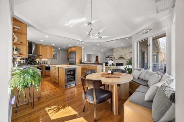 4400 Hickory Hills Trail, Prior Lake, MN 55372