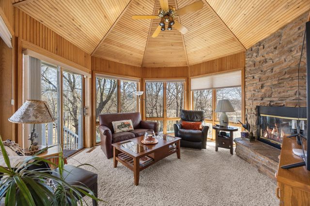 4400 Hickory Hills Trail, Prior Lake, MN 55372