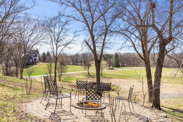 4400 Hickory Hills Trail, Prior Lake, MN 55372