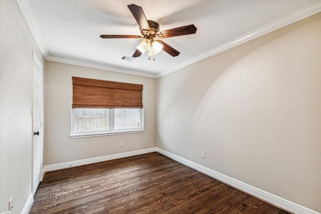 1918 De Milo Drive, Houston, TX 77018