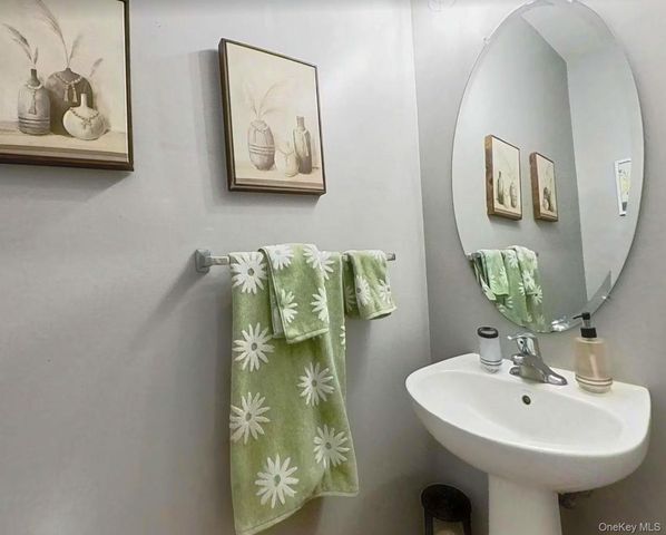 16 Webster Court, Monroe, NY 10950