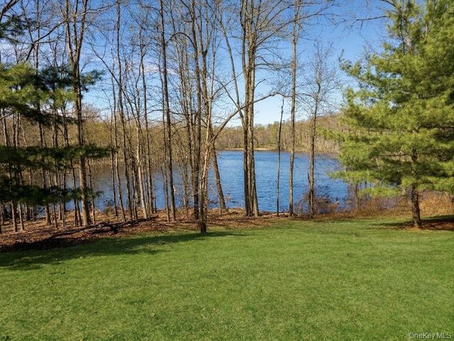 16 Webster Court, Monroe, NY 10950
