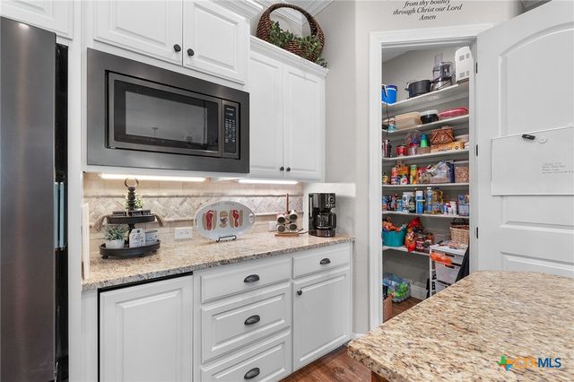 201 Brothers Lane, Burnet, TX 78611