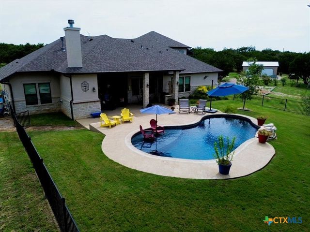 201 Brothers Lane, Burnet, TX 78611