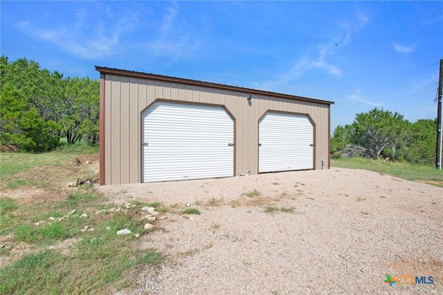 201 Brothers Lane, Burnet, TX 78611