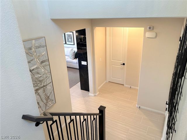 938 Hunter Shores Avenue, North Las Vegas, NV 89084