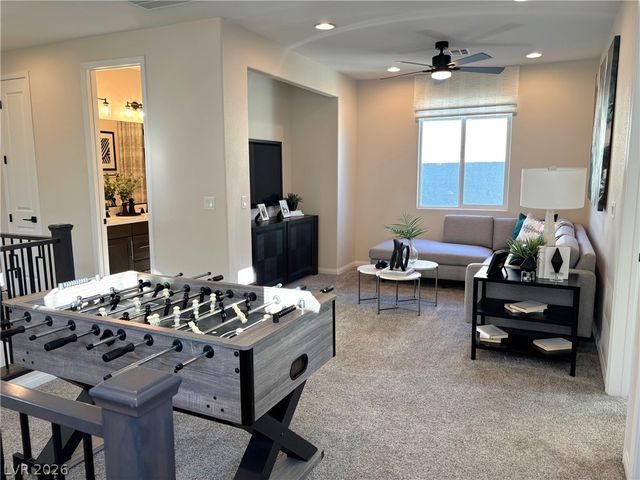 938 Hunter Shores Avenue, North Las Vegas, NV 89084