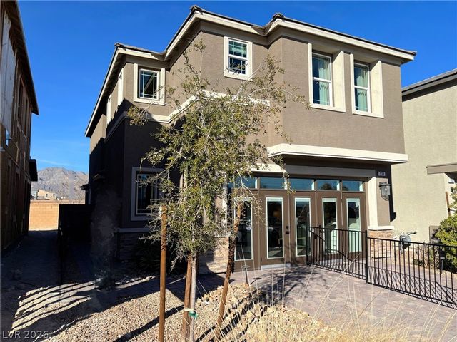 938 Hunter Shores Avenue, North Las Vegas, NV 89084