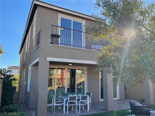 938 Hunter Shores Avenue, North Las Vegas, NV 89084