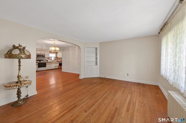 60 Gilbert Avenue, Hamden, CT 06514